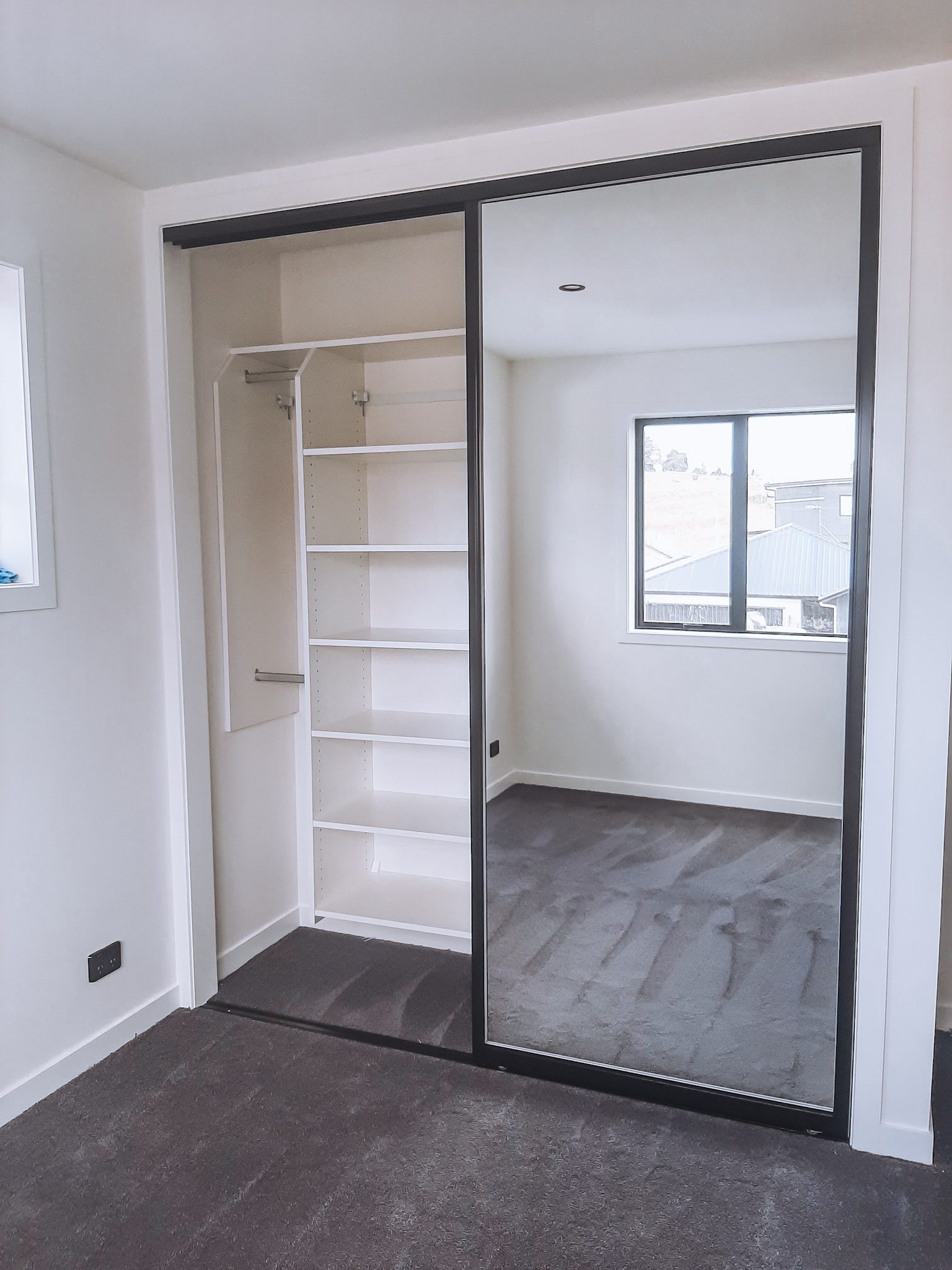 Wardrobes, Sliding Doors & Wardrobe Organiser Inspiration